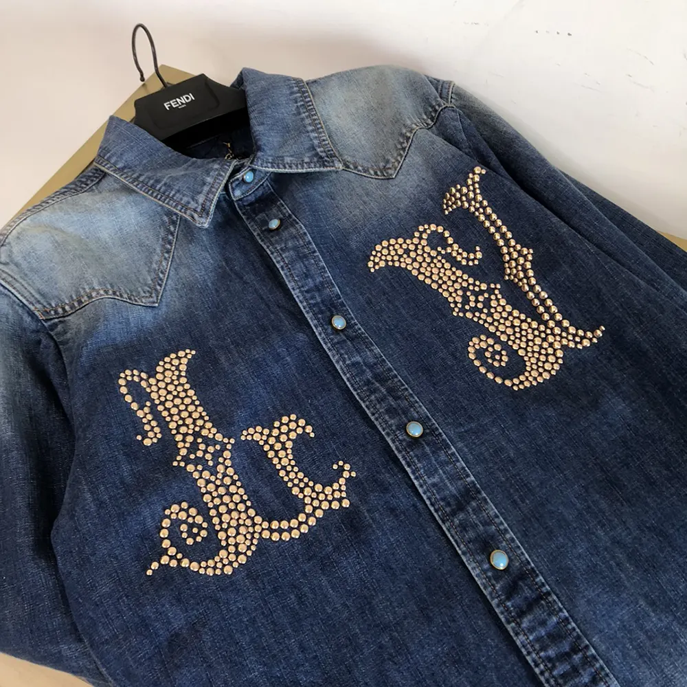 Louis Vuitton Men Fitted Long-Sleeved Denim Shirt 1AFXL5
