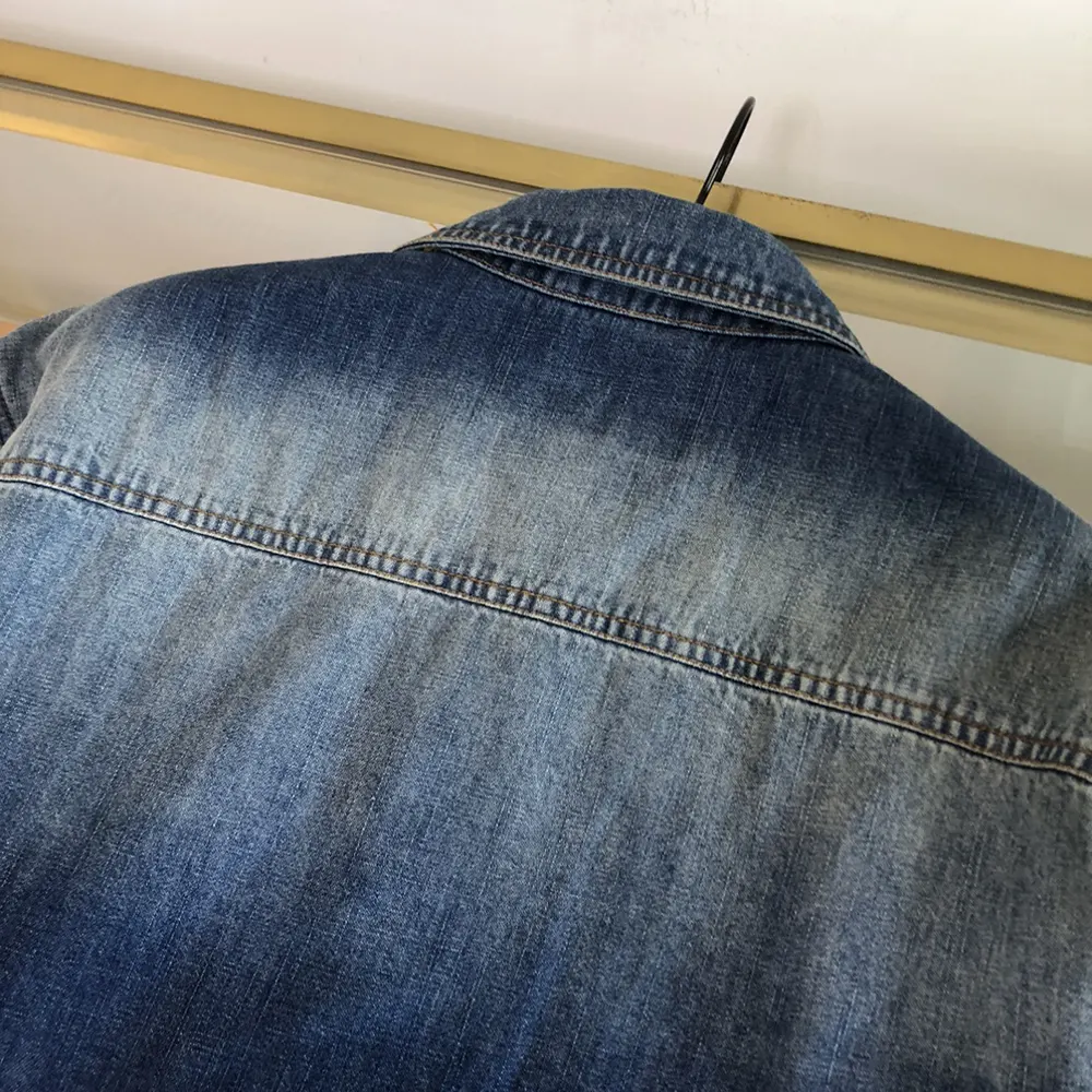 Louis Vuitton Men Fitted Long-Sleeved Denim Shirt 1AFXL5