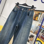 Louis Vuitton Dam LV Circle Tab Jeans 1AFYX6