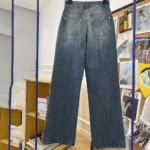 Louis Vuitton Dam LV Circle Tab Jeans 1AFYX6