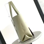 Louis Vuitton Donna Low Key Cabas MM-Clay Green M25343