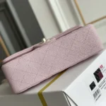 Chanel Damen Kleine Klassische Handtasche Aus Glänzendem Kalbsleder In Goldfarbenem Metall - Hellrosa