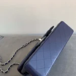 Chanel Damhandväska Classic 11.12 i Lammskinn - Marinblå