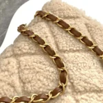 Sac à rabat Chanel pour femme en cuir d'agneau retourné - Marron