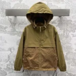 Louis Vuitton Herren Parka mit Reißverschluss und Monogramm-Akzent 1AGBV9