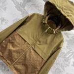Louis Vuitton Herren Parka mit Reißverschluss und Monogramm-Akzent 1AGBV9