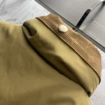 Louis Vuitton Herren Parka mit Reißverschluss und Monogramm-Akzent 1AGBV9