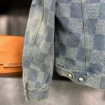 Louis Vuitton Dam Damier Washed Denim Jacket-Blå 1AFHUC