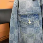 Louis Vuitton Dam Damier Washed Denim Jacket-Blå 1AFHUC