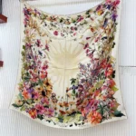 Dior Sciarpa quadrata unisex Dior 4 Saisons Été Soleil 90 Twill di seta multicolore ecru