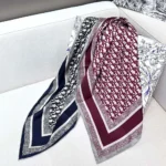 Dior Unisex Oblique Diortwin 90 Square Scarf Rose Des Vents och Grå Sidentwill