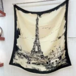 Foulard carré unisexe Dior Paris 90 en twill de soie écru et noir