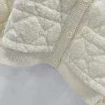 Dior Dam Cannage Kofta Ecru Blandad Ull och Kashmir Texturerad Stickning