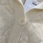 Dior Dam Cannage Kofta Ecru Blandad Ull och Kashmir Texturerad Stickning