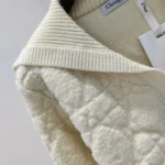 Dior Dam Cannage Kofta Ecru Blandad Ull och Kashmir Texturerad Stickning