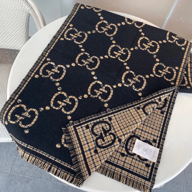 Gucci Unisex Check GG Wool Scarf-Black 6600254G3861066