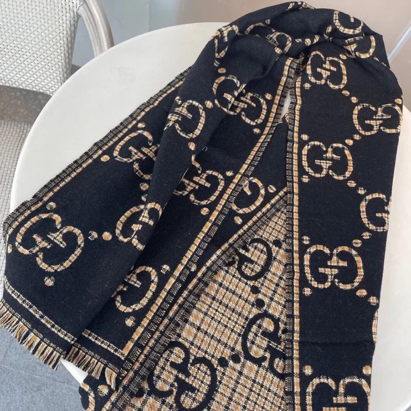 Gucci Unisex Check GG Wool Scarf-Black 6600254G3861066