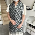 Gucci Unisex Woll-Jacquard-Schal mit GG Shadow-Grey 7952764G2001362