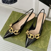 Gucci Women Slingback with Gucci Marina Chain 794372BNC801000 (1)