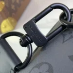 Louis Vuitton Uomo Avenue Borsa a tracolla Monogram Macassar M11703