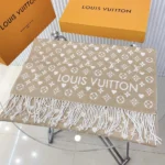 Louis Vuitton Unisex Game On Scarf-Beige M76900