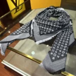 Louis Vuitton Unisex Monogram Denim Shawl-Black M71378