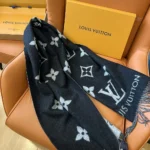 Louis Vuitton Unisex Reykjavik Halsduk - Svart M71040