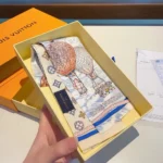 Louis Vuitton Dam Up and Away Bandeau-Blå M78441