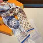 Louis Vuitton Dam Up and Away Bandeau-Blå M78441