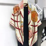 Louis Vuitton Mujer Navidad Vivienne Square 90-Rosa M79294