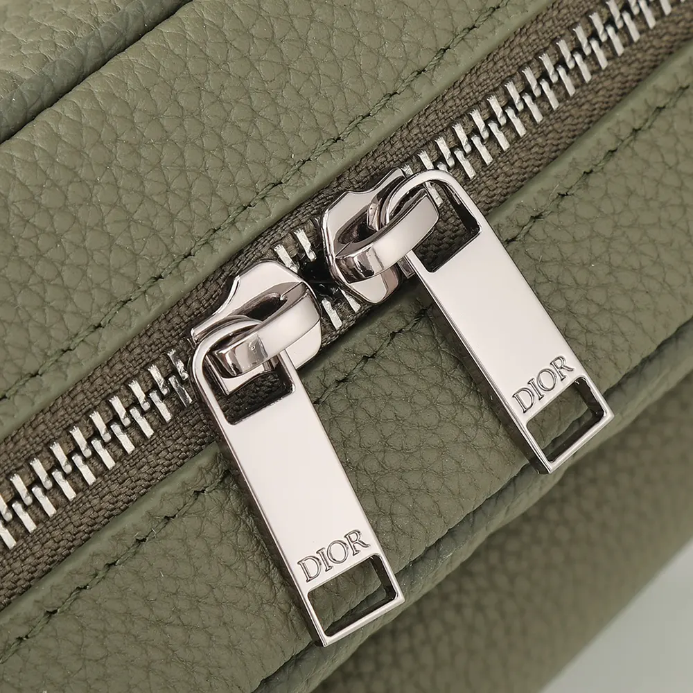 Dior Men Rider 2.0 Zipped Messenger Bag Khaki Dior Gravity Leather and Khaki Grained Calfskin