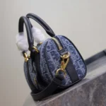 Dior Groove 20 Tasche aus blauem Dior Oblique Jacquard-Denim für Damen