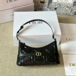 Bolso mini Dior Miss Caro Cigale para mujer, piel de cordero macrocannage negra