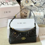 Bolso mini Dior Miss Caro Cigale para mujer, piel de cordero macrocannage negra