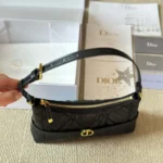 Bolso mini Dior Miss Caro Cigale para mujer, piel de cordero macrocannage negra