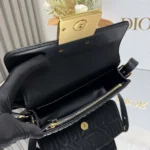 Borsa a patta Dior da donna Miss Dior nera, trapuntata Miss Dior in pelle di vitello integrale