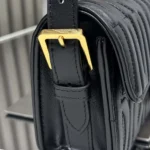 Borsa a patta Dior da donna Miss Dior nera, trapuntata Miss Dior in pelle di vitello integrale