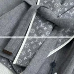 Louis Vuitton LV Women Reversible Signature Short Hooded Wrap Coat Grey-1AGNYG