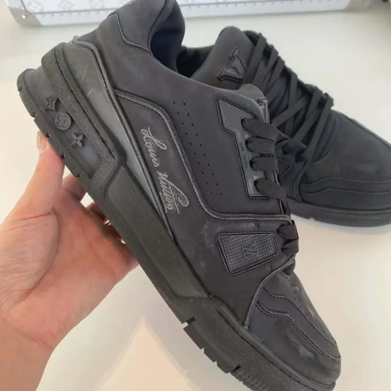Louis Vuitton Unisex LV Trainer Distressed Sneaker-Black 1ADEQS