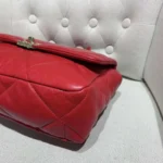 Borsa a mano Chanel da donna 19 in pelle di agnello lucida color oro, color argento e rosso rutenio