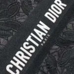 Borsa a tracolla grande Dior da donna, nera, con ricamo a farfalla in pizzo a D