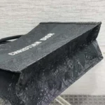 Borsa a tracolla grande Dior da donna, nera, con ricamo a farfalla in pizzo a D