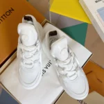 Louis Vuitton Women LV Archlight Sneaker 1ADBUH