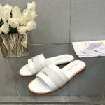 Dior Donna Dway Slide Pelle di vitello bianca e cotone ricamato