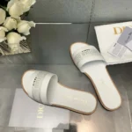 Dior Donna Dway Slide Pelle di vitello bianca e cotone ricamato