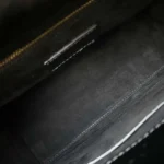 Borsa Dior da donna media Lady Dior in pelle di vitello verniciata nera Cannage M0565OWCB