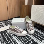 Dior Women Walk’n’Dior Platform Sneaker Embroidered Cotton-Pink