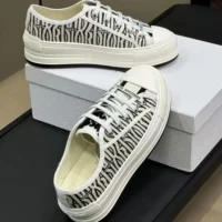 Dior Women Walk’n’Dior Platform Sneaker Embroidered Cotton-WhiteBlack (1)