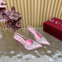 Gucci Women Pump with Crystals Light Pink Satin 812192FAD2V5741 (1)