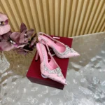 Gucci Women Pump with Crystals Light Pink Satin 812192FAD2V5741